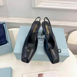 Picture of Prada Shoes _SKUPradasz35-40819176.5CMXC0203